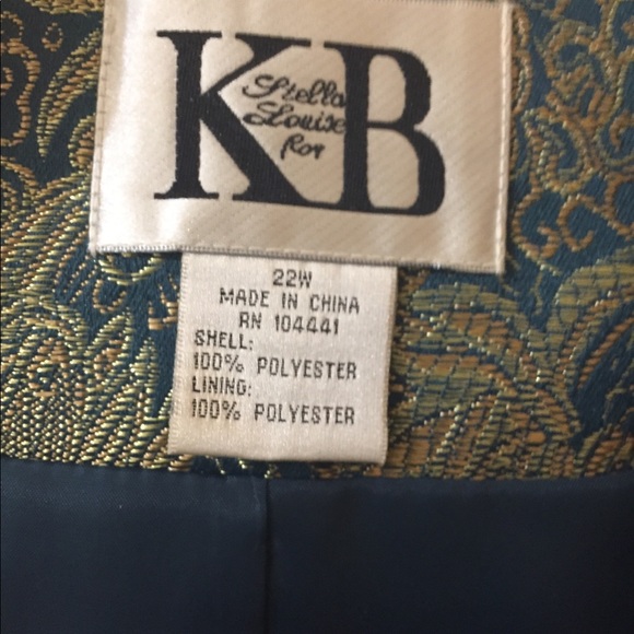 🔥Ultimate Special Occasion 🎉Woman’s 2pc Suit 🔥 - Picture 3 of 8